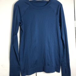 Lululemon Women’s Long Sleeve Top Size 10
