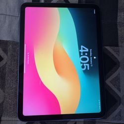 iPad 10th Gen 64GB Wi-Fi + Cellular. Fully functional, battery good, 