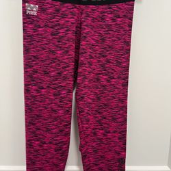 Victoria’s Secret Pink Ultimate Crop Leggings - Size XS
