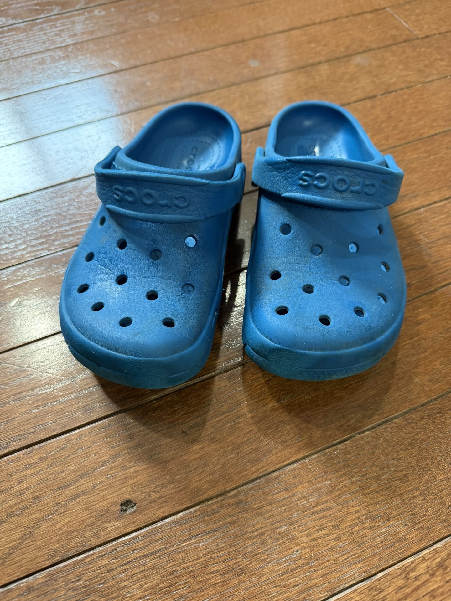Kids Crocs Size 12