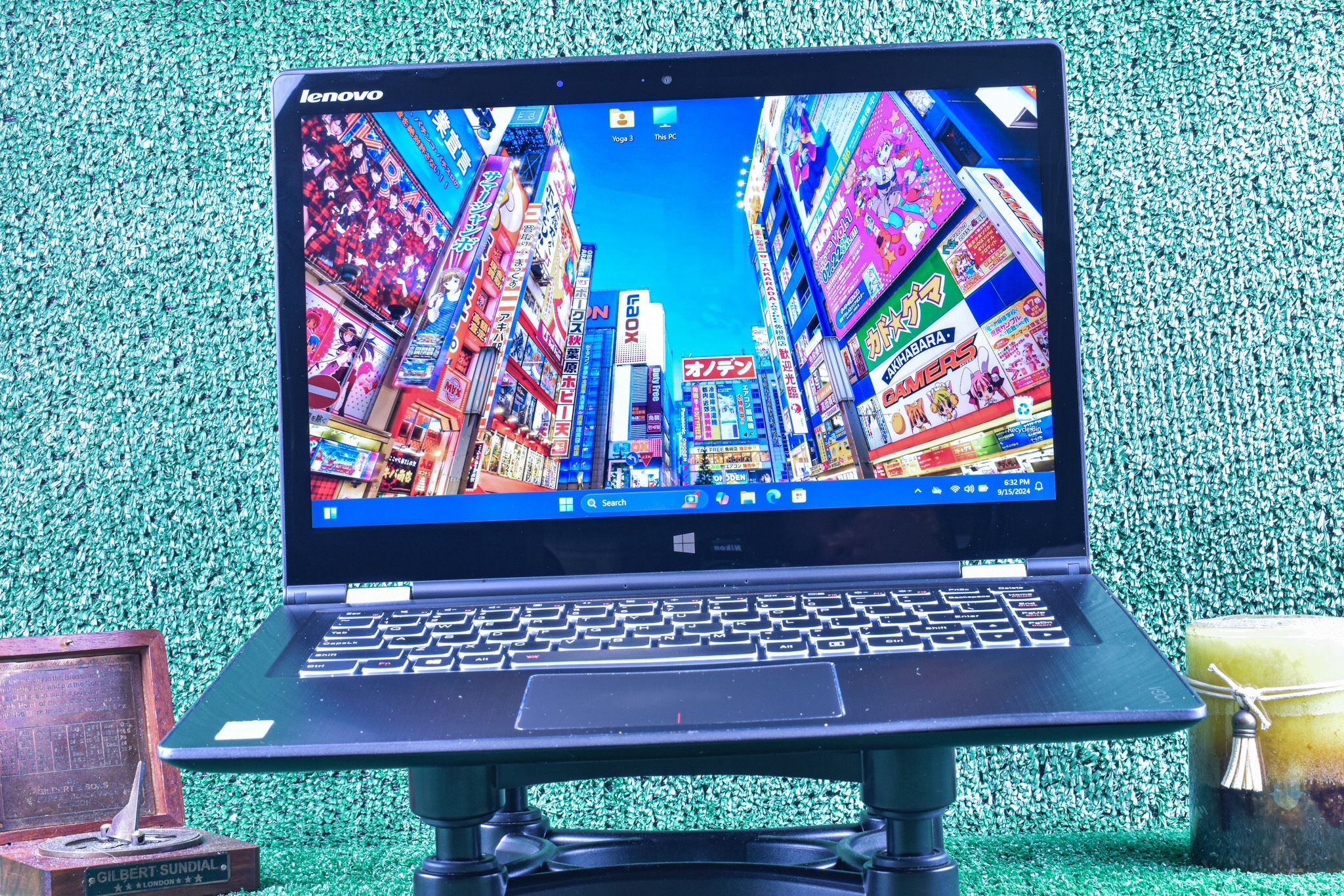 Lenovo Yoga 3 , 2in1 Intel(R) Core(TM) i5-5200U-2.50Ghz 8Gb RAM- 800GB(SSD) (REFURBISHED)
