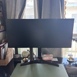 LG UltraWide Monitor