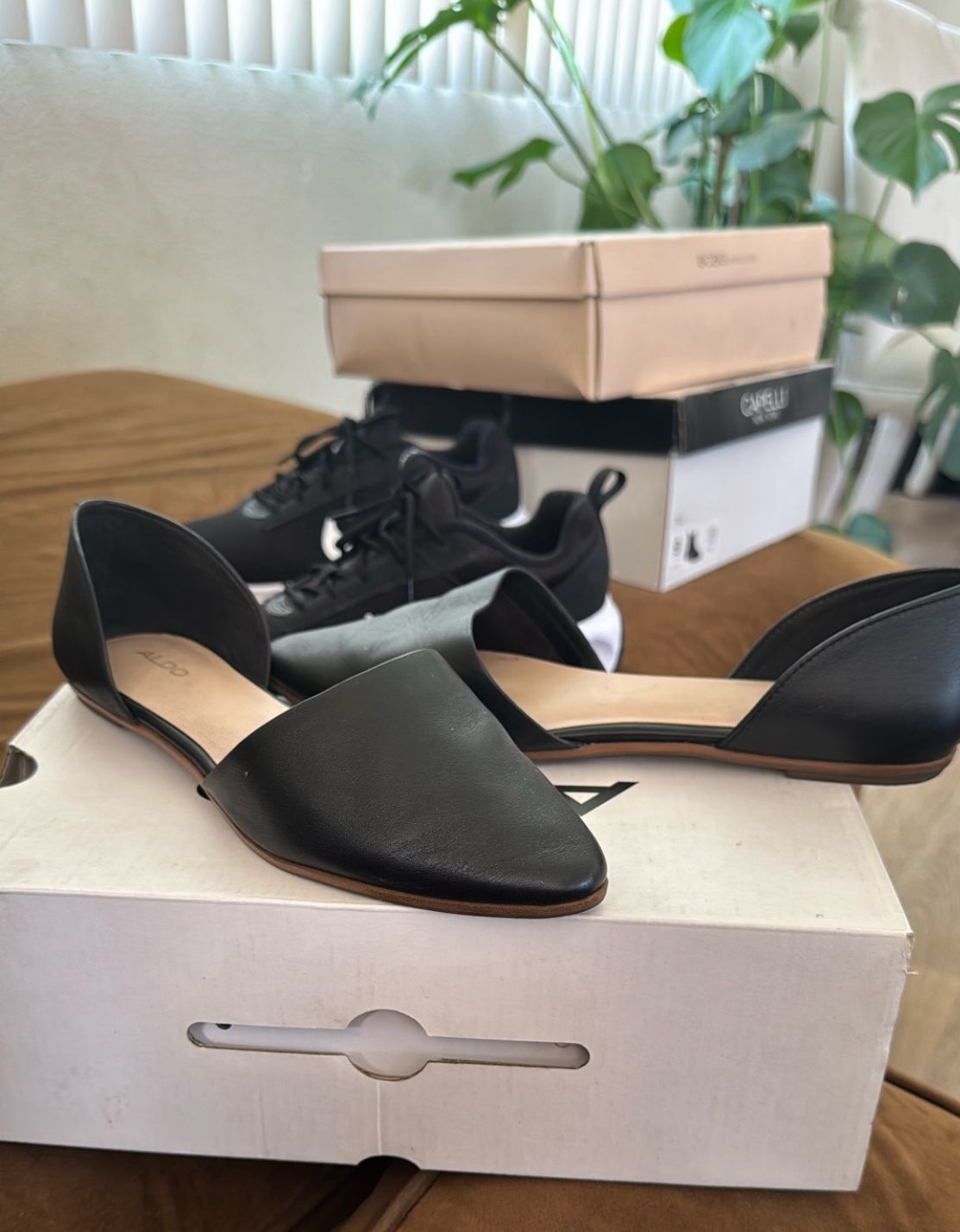 Womens Aldo Flats