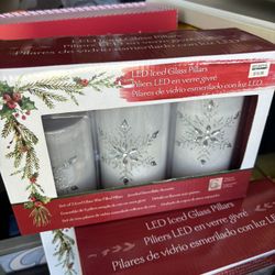 LED Snowflake Glass Pillar Candle 