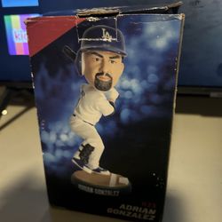 Adrian Gonzalez LA Dodgers 2013 Bobble Bobblehead SGA as is condition box