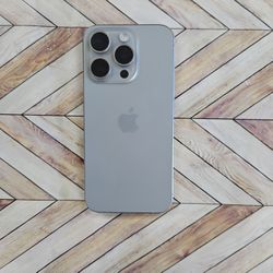 Iphone 15 Pro 128gb****unlock Any Sim****