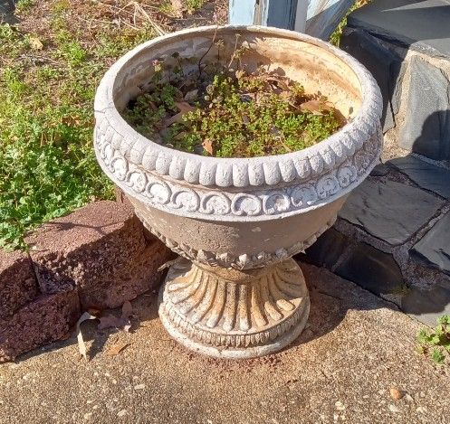 Concrete Flower Pot Urns 