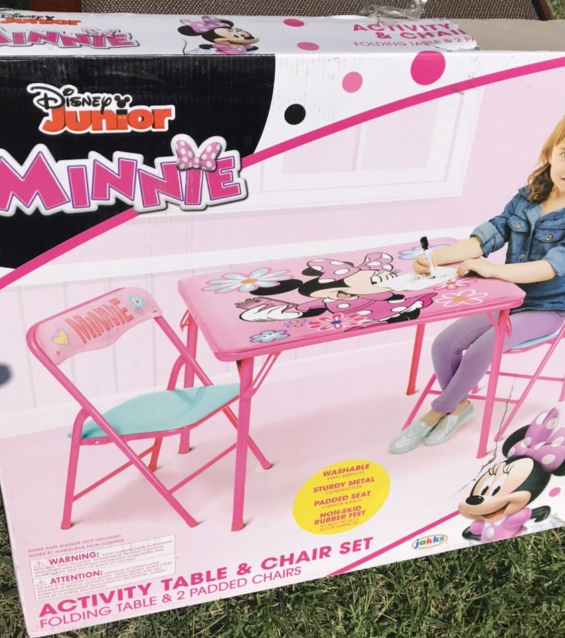 New Minnie Table and Chairs for kids