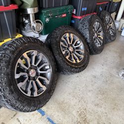 Set of 4 2019 to 2023 GMC Sierra 1500 18” wheels