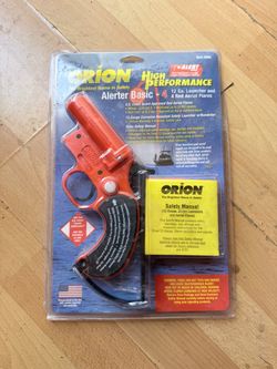 Boat safety alert gun