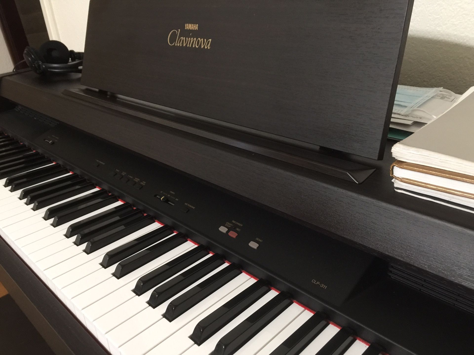 Yamaha Clavinova Digital Piano for SALE! In Prestine Condition!! $700