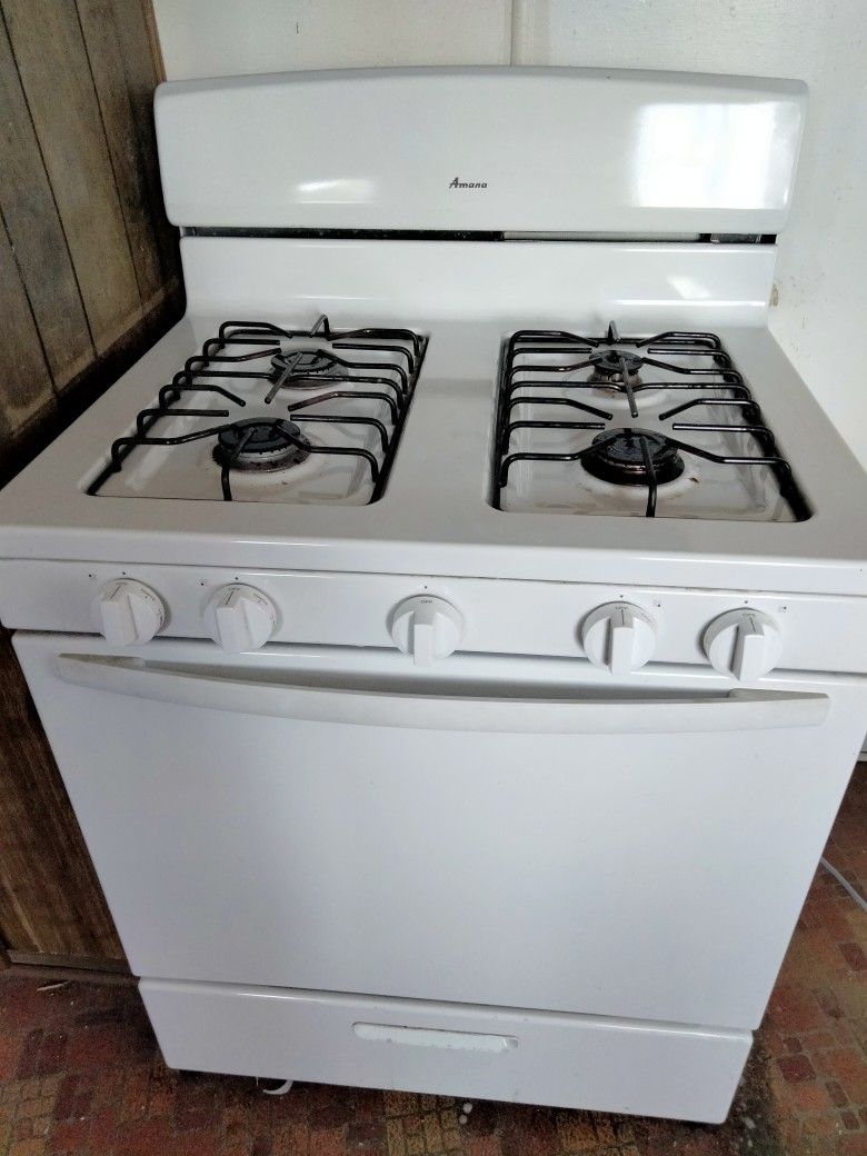 Amana Stove for Sale in Cabazon, California OfferUp