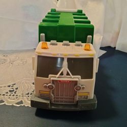 2013 Hasbro Tonka Metro Dept of Sanitation Garbage Truck