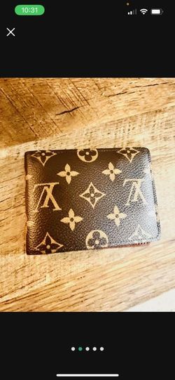 Louis Vuitton Monogram Multiple Wallet for Sale in San Diego, CA