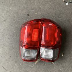 2016-2019 Toyota Tacoma Left And Right Tail Lights