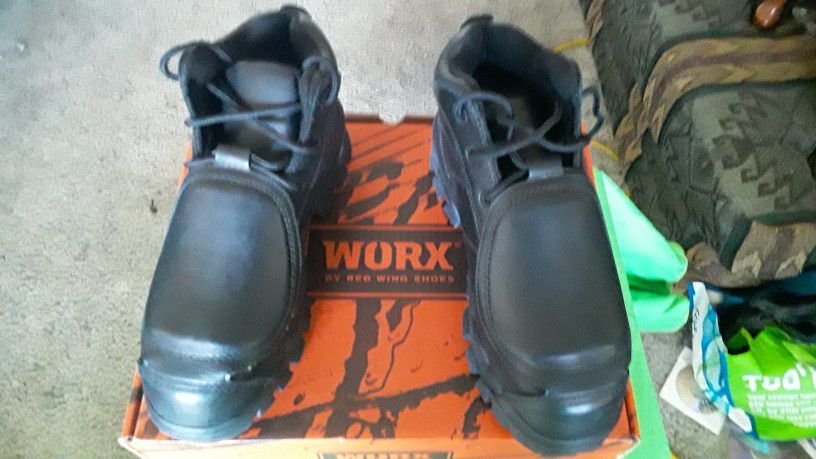 Heavy duty Work Boots  Size 11