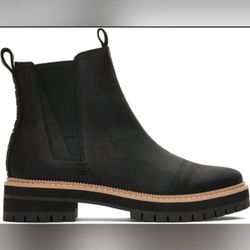 TOMS Dakota Designer Waterproof Black Ankle Booties Tan Sole Boots 9.5