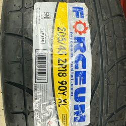 205/45-18 Tire