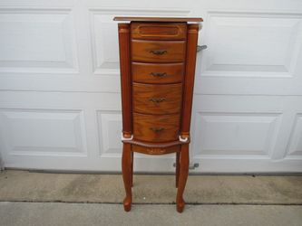 Classic Treasures Oak Finish Jewelry Armoire Queen Legs POARM 415

