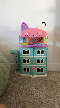Gabby Dollhouse with all the accessories