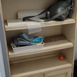 Bookshelve 