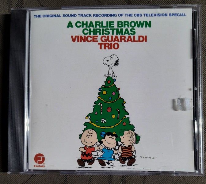 CD-HOLIDAY MUST HAVE- CHARLIE BROWNS X-MAS TRIO