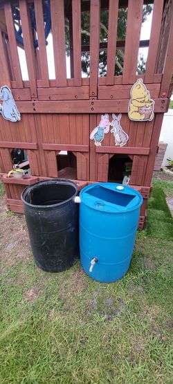 2x 55 gallon  water barrel .$30 free Delivery Clearwater
