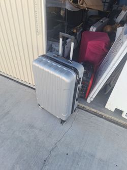 Suit case