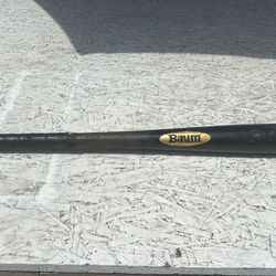 Black 32.5 Inch Baum Bat