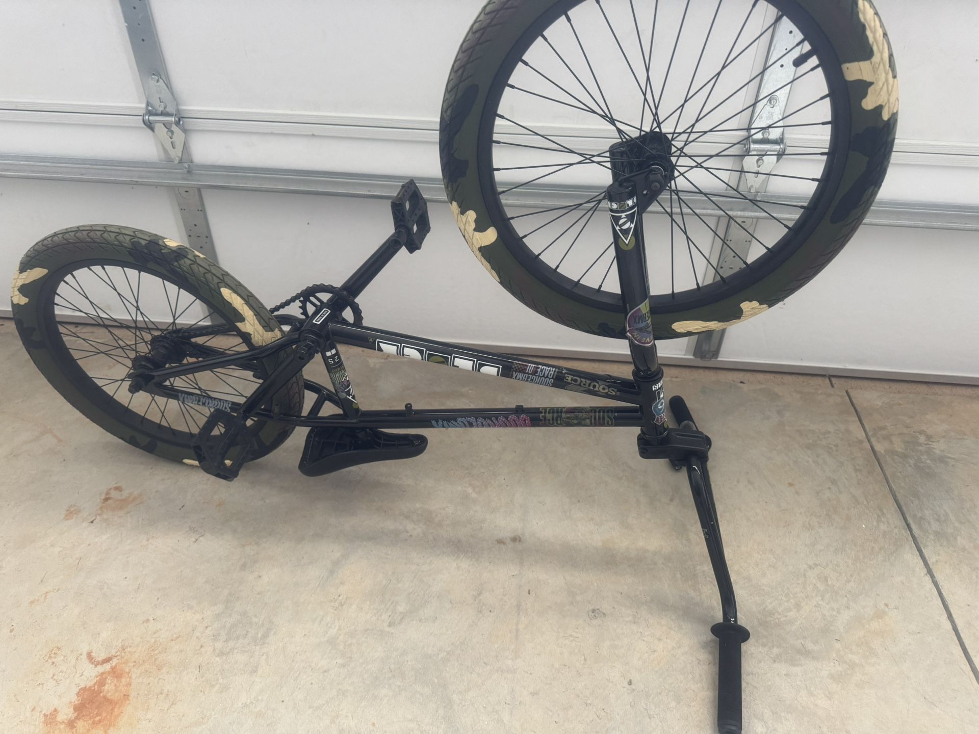 Camo Bmx bike