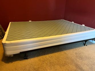 Queen box spring / frame