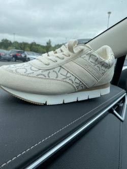 Calvin Klein women sneakers size 9.5