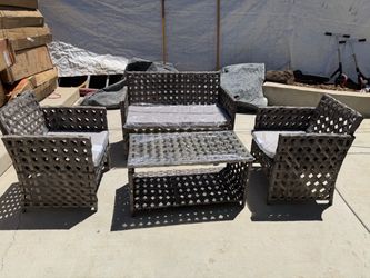 Patio furniture set