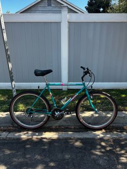 Vintage Specialized Hard Rock Mountain Bike
