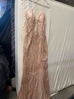 Prom’s dress