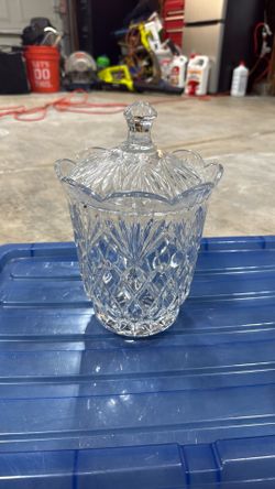 Shannon Fine Crystal Ireland Biscuits Barrel With Lid Large massive