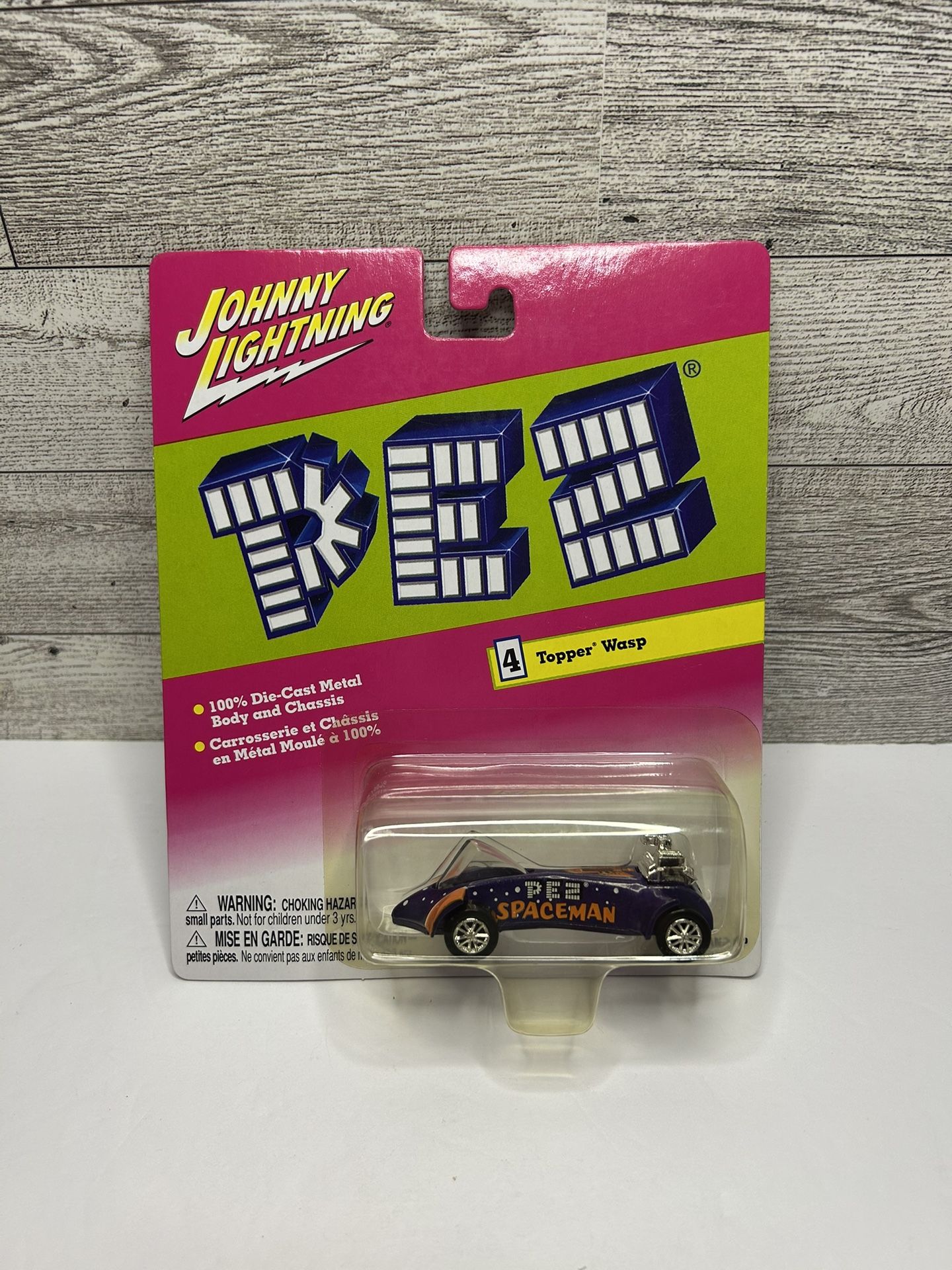 Vintage Johnny Lightning PEZ Purple ‘2004 Topper Wasp • Die Cast Metal and Chassis • Made in China