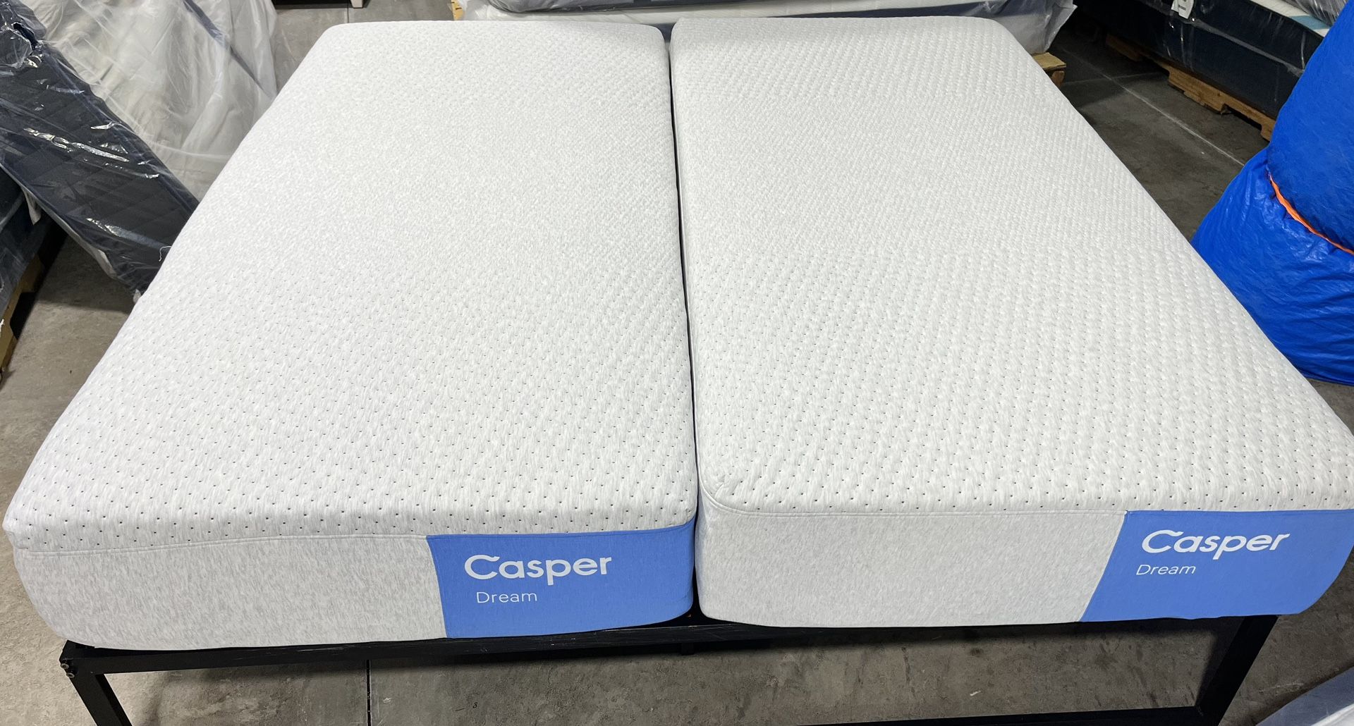 Casper Mattress AND adjustable Base - SPLIT KING