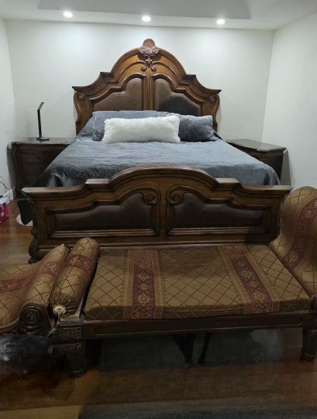 King Wood Bed Frame
