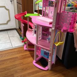 Barbie Doll HOUSE 