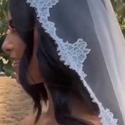 Veil Ivory Cathedral 10 Feet 