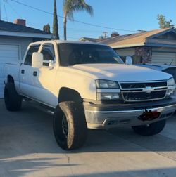 06 Silverado Crewcab LT