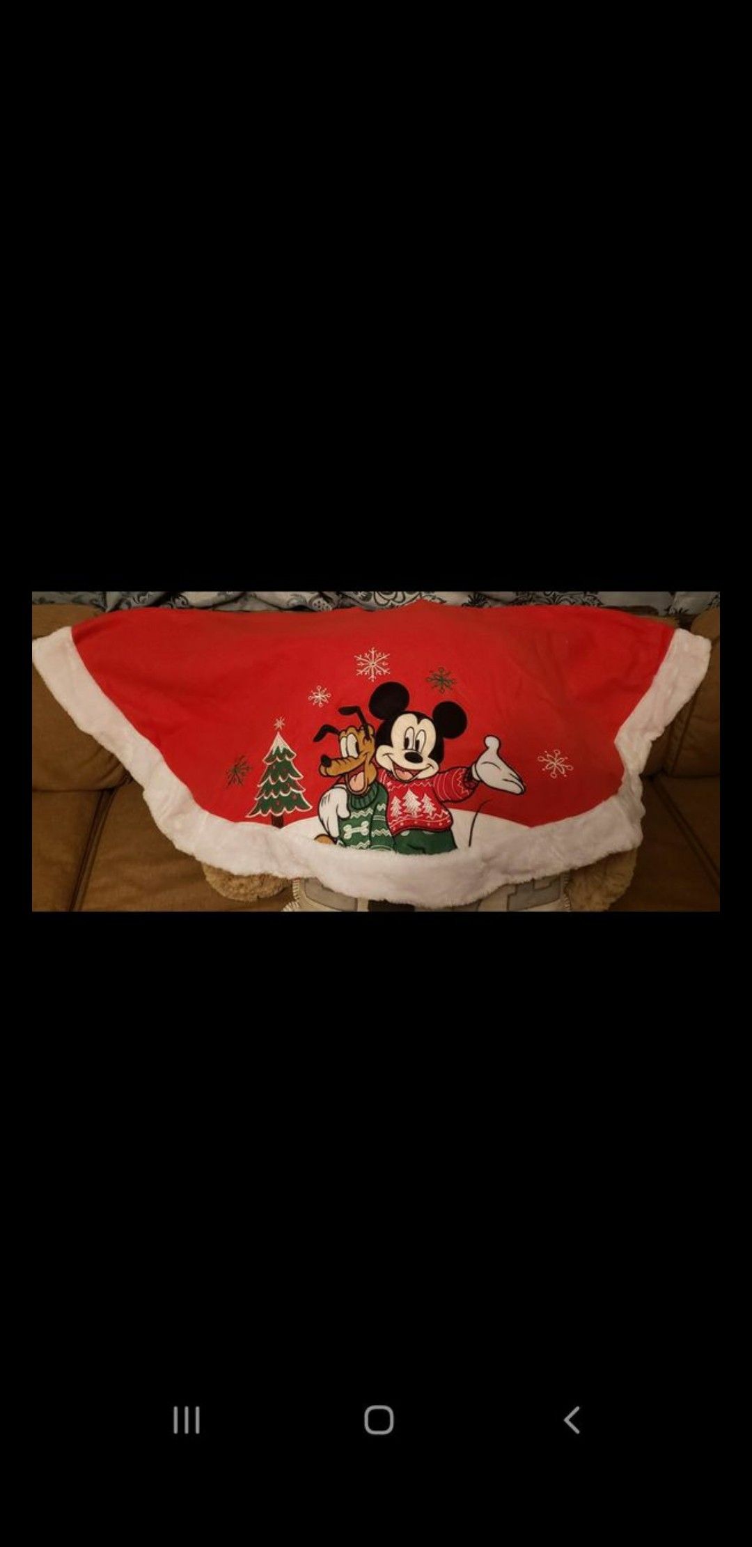 Original Disney Mickey and Pluto Christmas tree skirt
