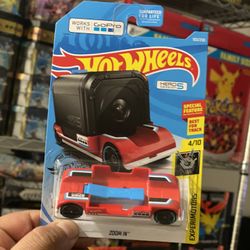 Hot Wheels Experimotors 4/10 Go Pro Zoom In - Red Variant 103/250 2017 New