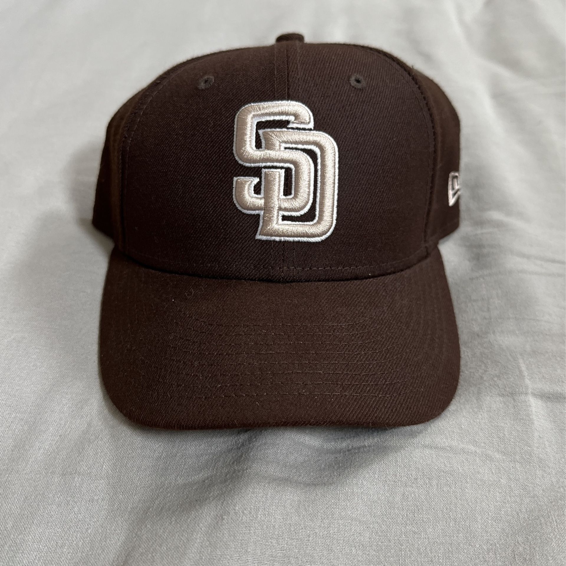Padres New Era Hat (Military Sunday) Size 7 1/4
