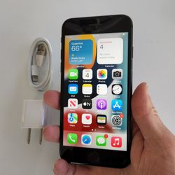 iPhone 8 256gb - UNLOCKED - Like New 