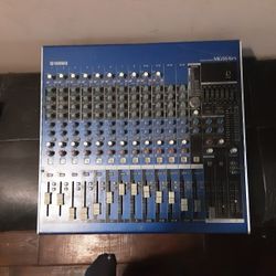 Yamaha MG16-6FX Mixing Board And Focus rite  Digital Converter