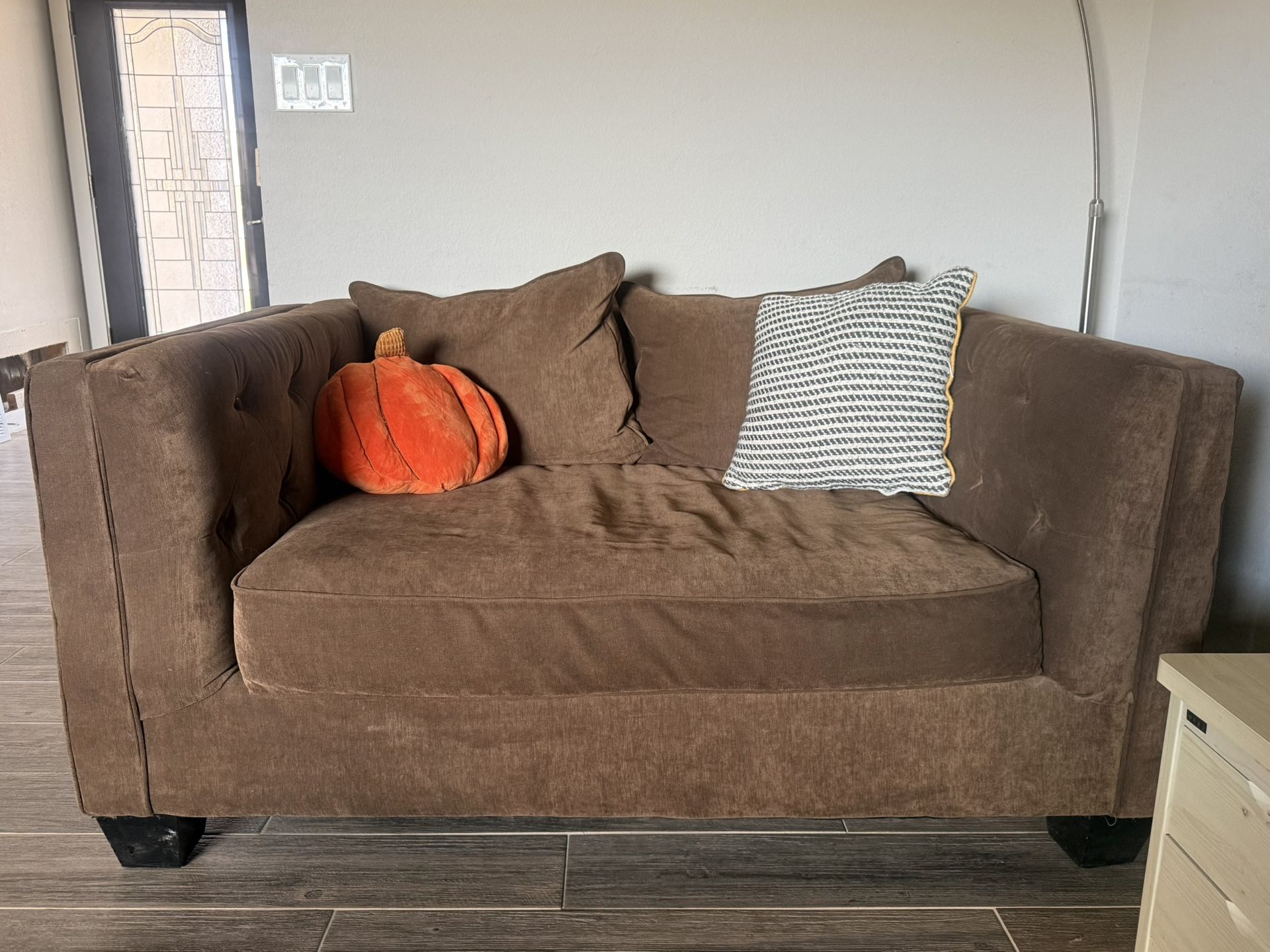🛋️ Brown Oversized Loveseat Chair 39x60 Inch