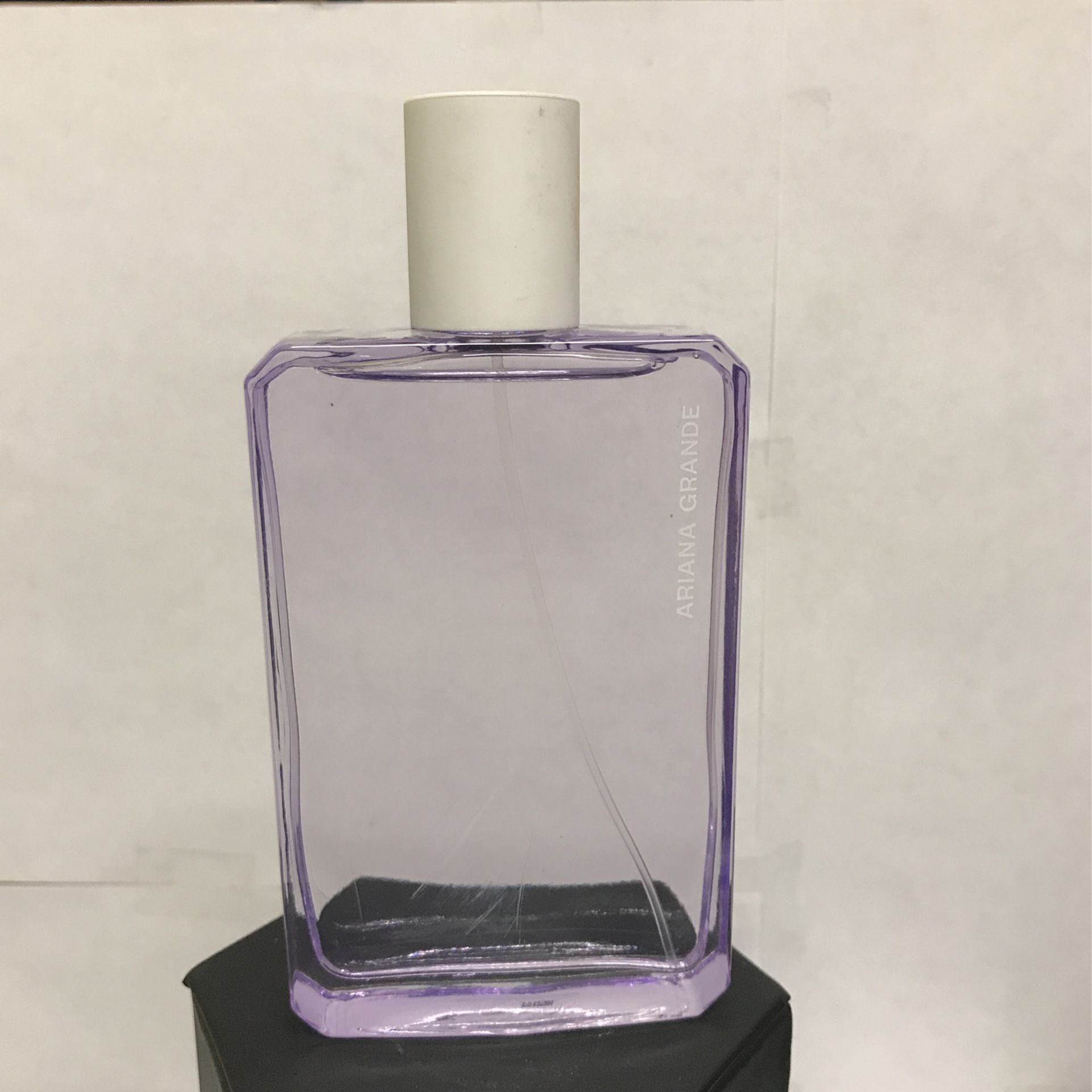 Ariana Grande Perfume for Sale in Rancho Cucamonga, CA - OfferUp