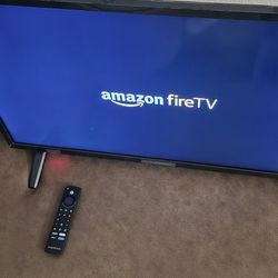 $50 OBO Brand New Insignia 32" Smart TV w/Voice Remote